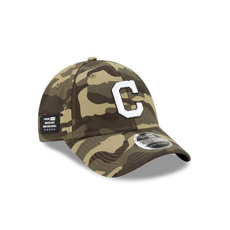 MLB Cleveland Indians Armed Forces Weekend Stretch Snap 9Forty Adjustable (TOS5517) - Green New Era Caps